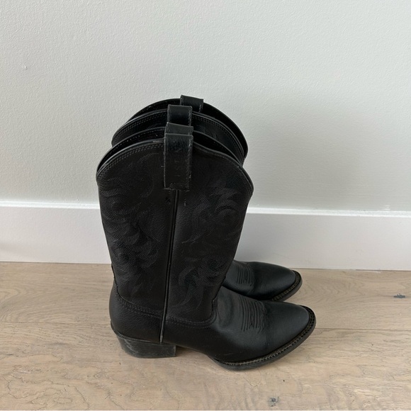 Justin Kid’s black cowboy boots size 2.5 - Picture 2 of 8